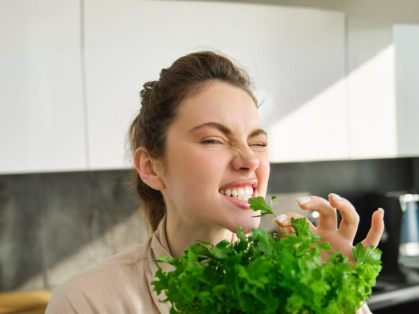 Vysoká hladina cholesterolu: je skutečně možné ji snížit veganskou stravou?