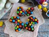 Recept Velikonoční vajíčka plněná čokoládovým dezertním krémem a m&m's