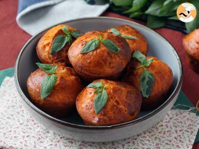 Recept Rajčatové muffiny s tajícím srdcem z mozzarelly