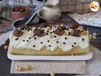 Recept Snadná roláda s příchutí kinder bueno, ideální jako narozeninový dort nebo vánoční poleno!