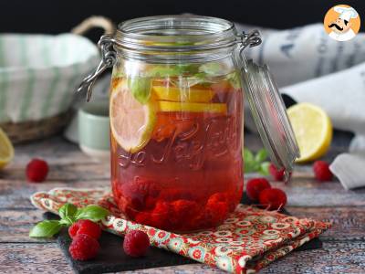 Recept Voda s příchutí citronu, bazalky a malin