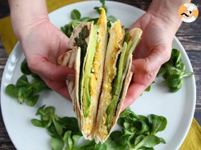 Recept Toastový wrap ve stylu brunch - tortilla wrap hack