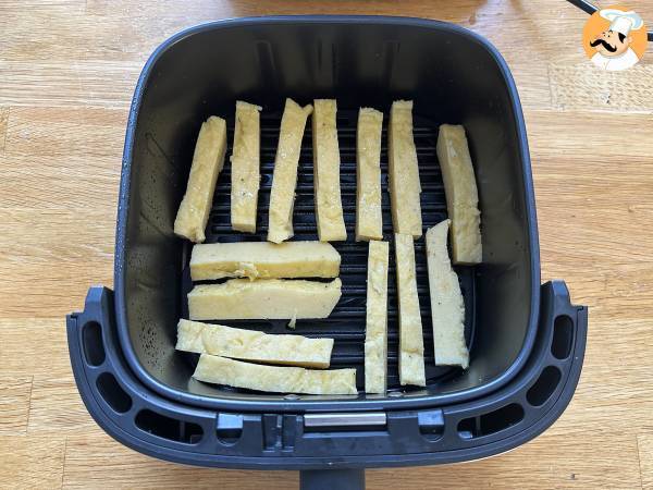 Smažená polenta bez pocitu viny: křupavá, zlatavá a dokonalá ve fritéze Air Fryer! - Příprava krok 6