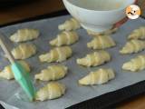 Croissanty z listového těsta se šunkou a sýrem fromage frais - Příprava krok 5