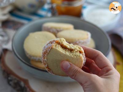 Alfajores - argentinský chlebíček s mléčným džemem a kokosem - foto 2