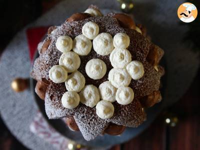 Brioška Pandoro plněná krémem Nutella a vanilkovým krémem ve tvaru vánočního stromku. - foto 3