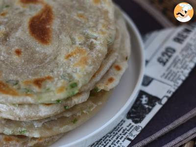 Čínské palačinky se zelenou cibulkou - Scallion pancakes - foto 4