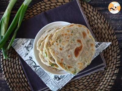 Čínské palačinky se zelenou cibulkou - Scallion pancakes - foto 5