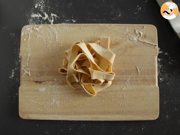 Domácí vaječné pappardelle: recept vysvětlený krok za krokem - foto 4