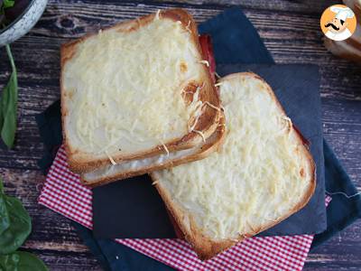 Gourmet croque-monsieur s bešamelovou omáčkou - foto 4