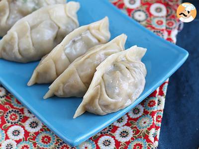 Gyozas s kuřecím masem, mrkví a houbami - foto 7