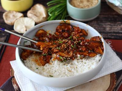 Houby na korejský způsob - houby shiitake v omáčce gochujang