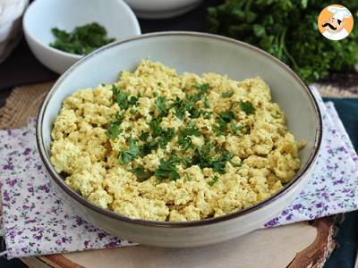 Míchané tofu, které nahradí míchaná vajíčka!