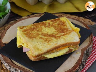 Omeleta expres sendvič - Francouzský toast omeleta sendvič - Vejce sendvič hack - foto 2