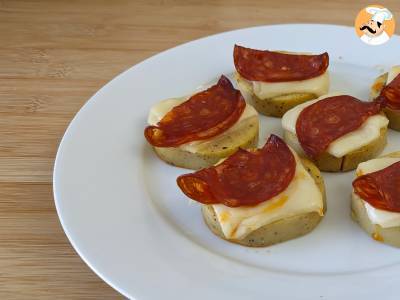 Polenta crostini se sýrem scamorza a feferonkami - foto 3