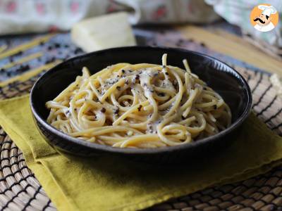 Špagety cacio e pepe: 3 ingredience, exploze chutí!