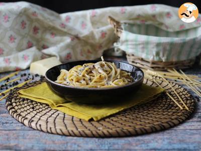 Špagety cacio e pepe: 3 ingredience, exploze chutí! - foto 2