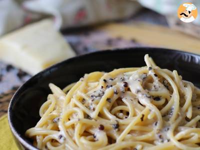 Špagety cacio e pepe: 3 ingredience, exploze chutí! - foto 3