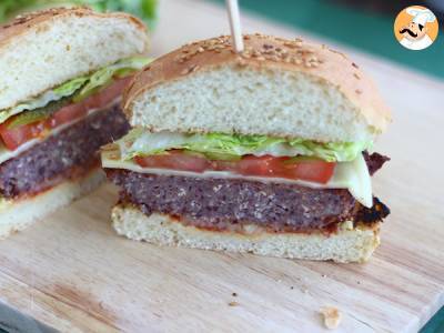 Vegetariánský burger z červených fazolí - foto 3