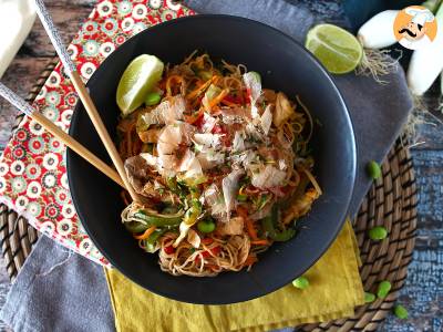 Yakisoba, smažené nudle se zeleninou - foto 3